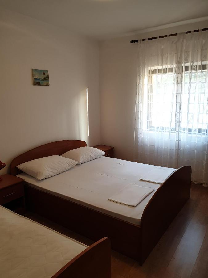 Apartments And Rooms With Parking Space Metajna, Pag - 4120 Exteriér fotografie