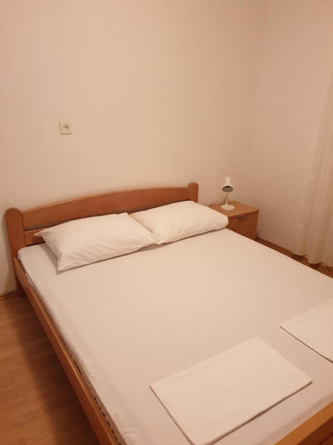 Apartments And Rooms With Parking Space Metajna, Pag - 4120 Exteriér fotografie