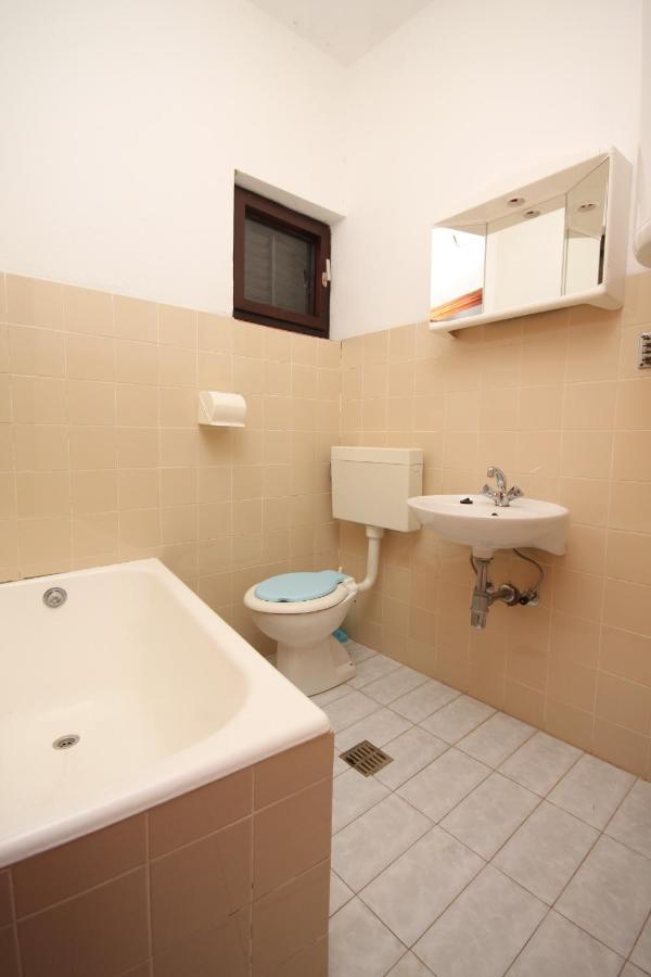 Apartments And Rooms With Parking Space Metajna, Pag - 4120 Exteriér fotografie