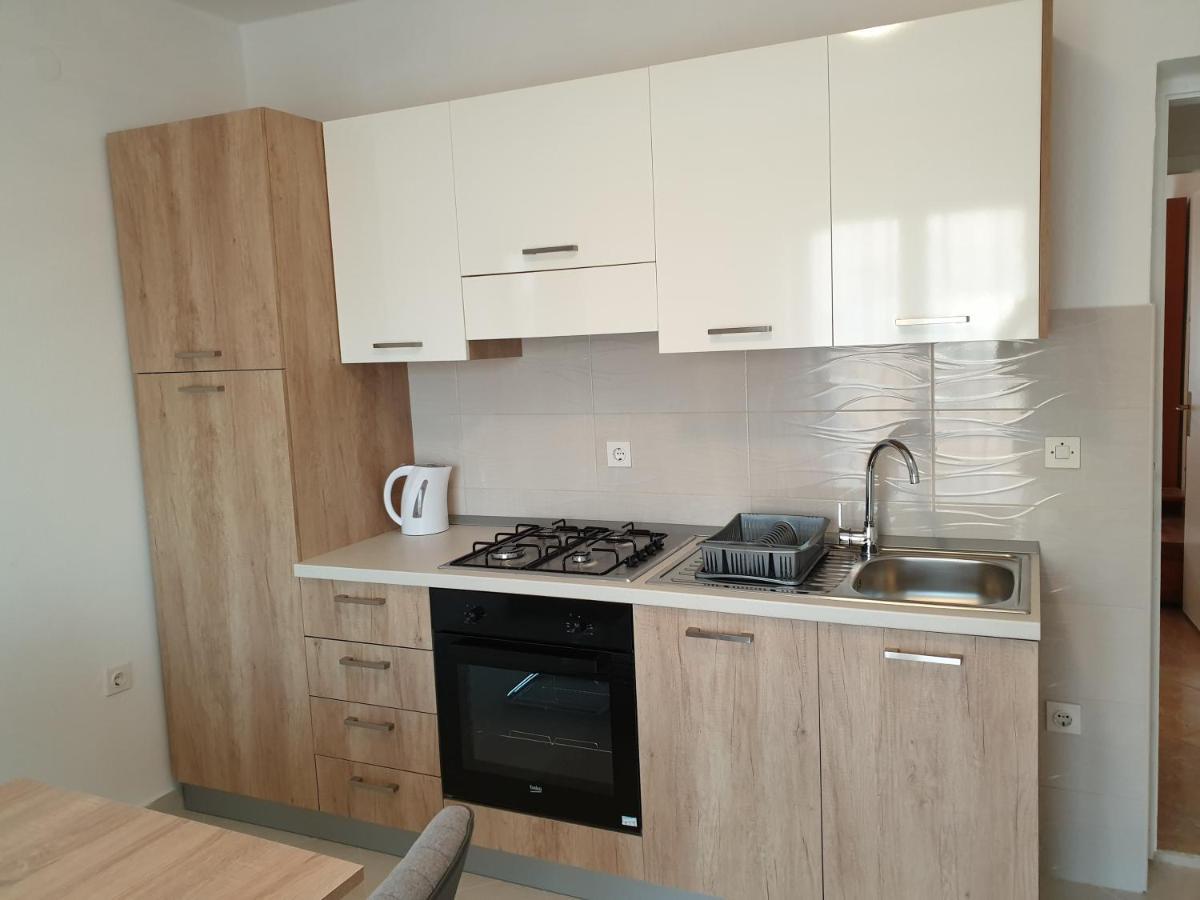 Apartments And Rooms With Parking Space Metajna, Pag - 4120 Exteriér fotografie