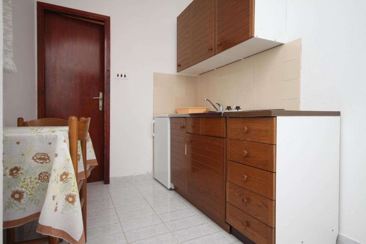 Apartments And Rooms With Parking Space Metajna, Pag - 4120 Exteriér fotografie